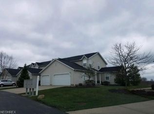 9385 Hickory Ridge Dr, Streetsboro, OH 44241