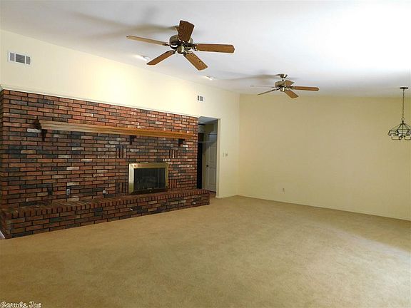 2nd image of 110 Clearlake Dr