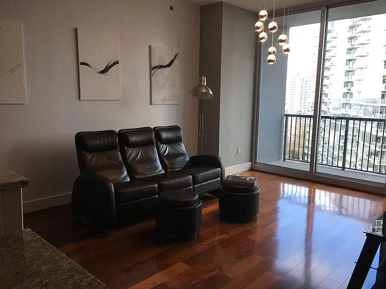 1080 Peachtree St NE #1415FURNISHED — Photo 25