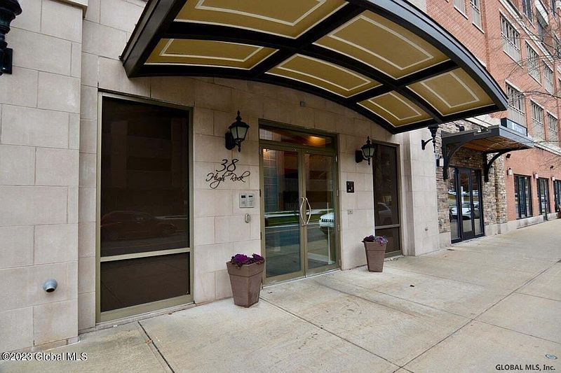 2nd image of 38 High Rock Avenue APT 6G