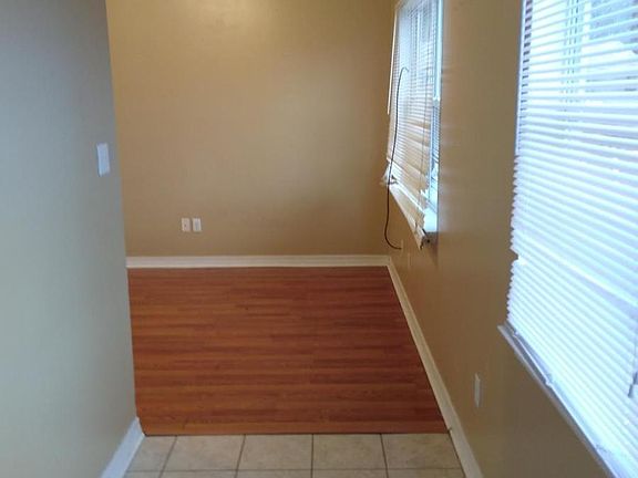 2nd image of 1805 Irish Hill Dr