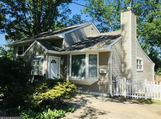 20 Richards Ave, Pine Hill, NJ 08021