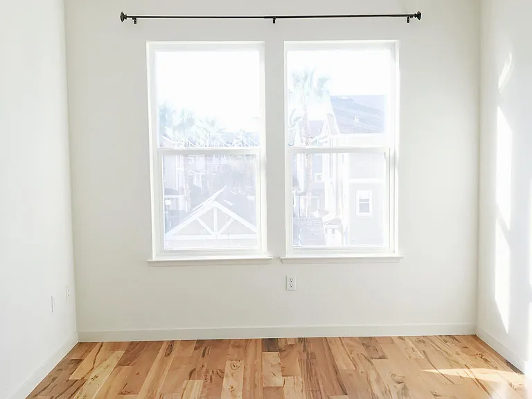 857 Donovan Way — Photo 7