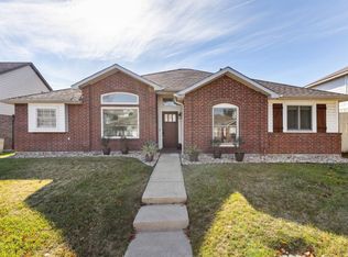 988 Cassion Dr, Lewisville, TX 75067