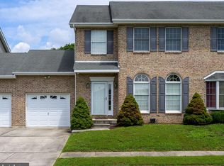 8 Summerthur Dr, Bear, DE 19701
