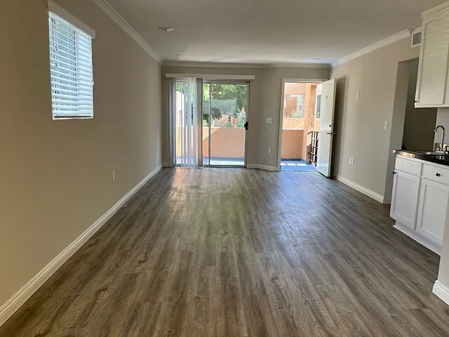 Cantara Townhomes — Photo 9