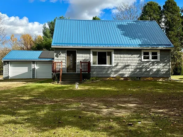 1080 Farnsworth Rd, Lapeer, MI 48446