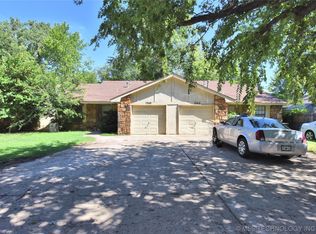 1363 E 60th St, Tulsa, OK 74105
