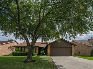 3107 Wagon Trail Dr, Sugar Land, TX 77479
