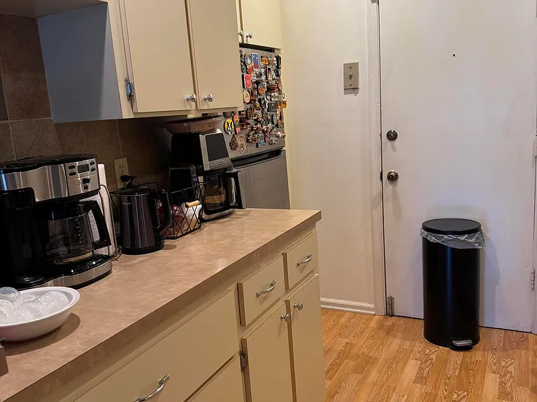 2181 NE 67th St #605 — Photo 8