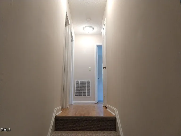 304 Holtz Ln — Photo 11