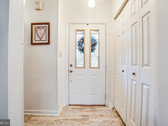 Well appointed entrance foyer