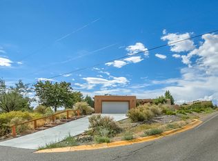 11107 Ranchitos Ave NE, Albuquerque, NM 87122