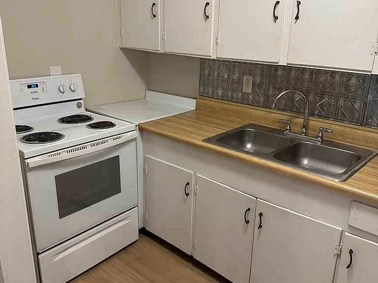 1402 Rison Ave NE — Photo 16