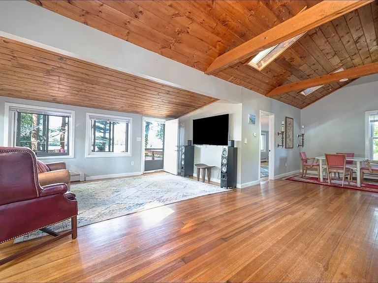 7 Overbrook Rd — Photo 24