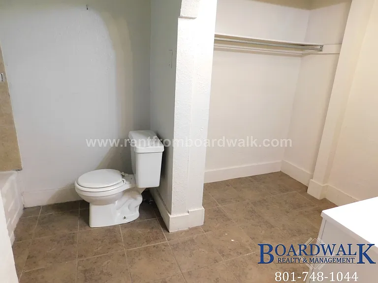 2992 S 8850 W — Photo 13