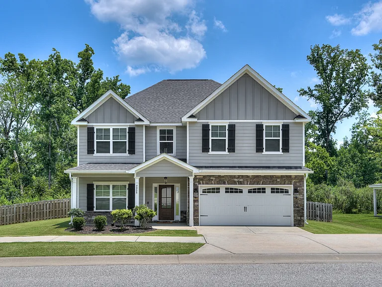4050 Stowe Dr — Photo 4