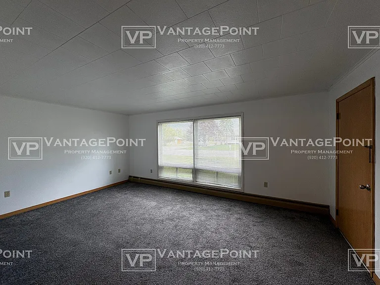 781 Thompson St #2 — Photo 9