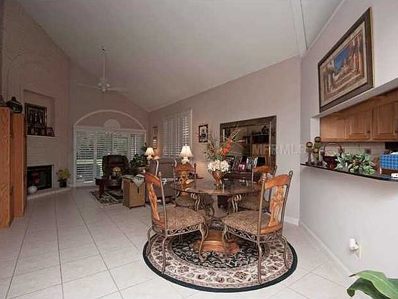 4th image of 173 Durham Pl