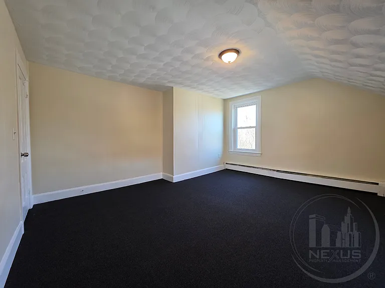  9 Sue St 2-Floor 3b/1b Heatincluded Newfloors Freshpaint Catsok! Prkg — Photo 10