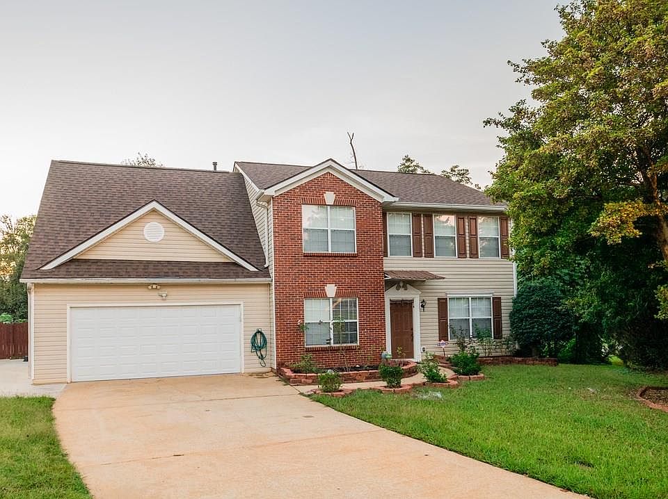 1st image of 582 Sydney Michelle Ln
