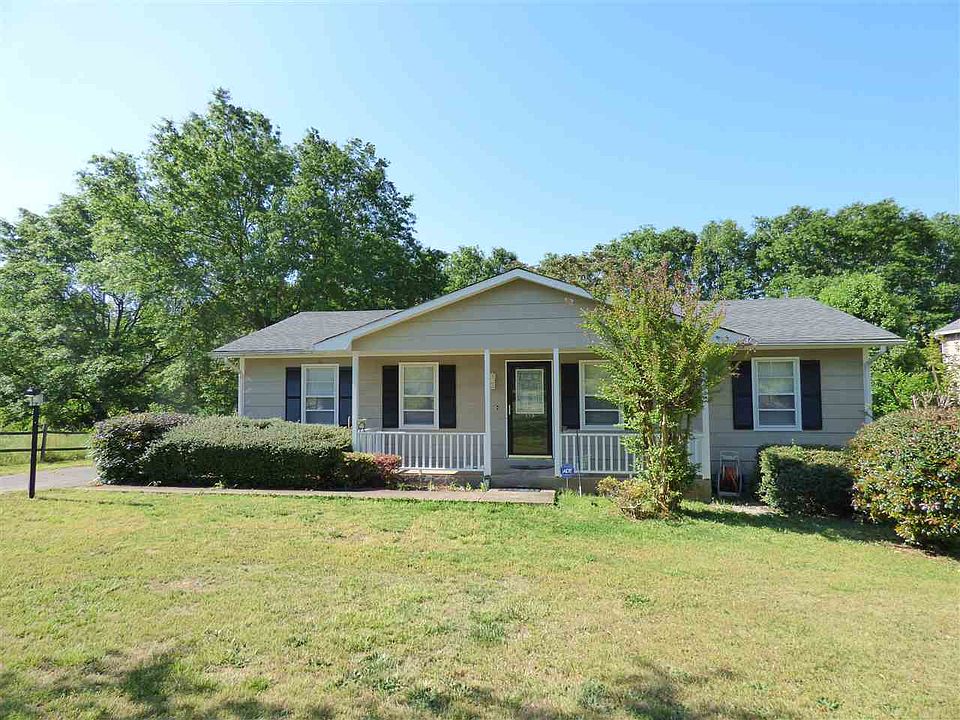 1st image of 113 Blueberry Ln