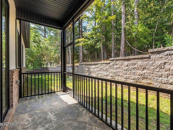 5th image of 147 Gigi Ln