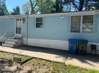 4 Roberts Rd, Toms River, NJ 08755