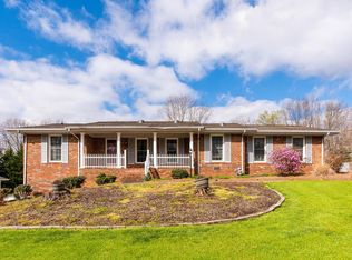 462 Castle Rd, Dalton, GA 30720