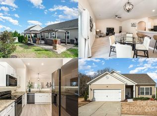 9706 Crooms Ct, Charlotte, NC 28215