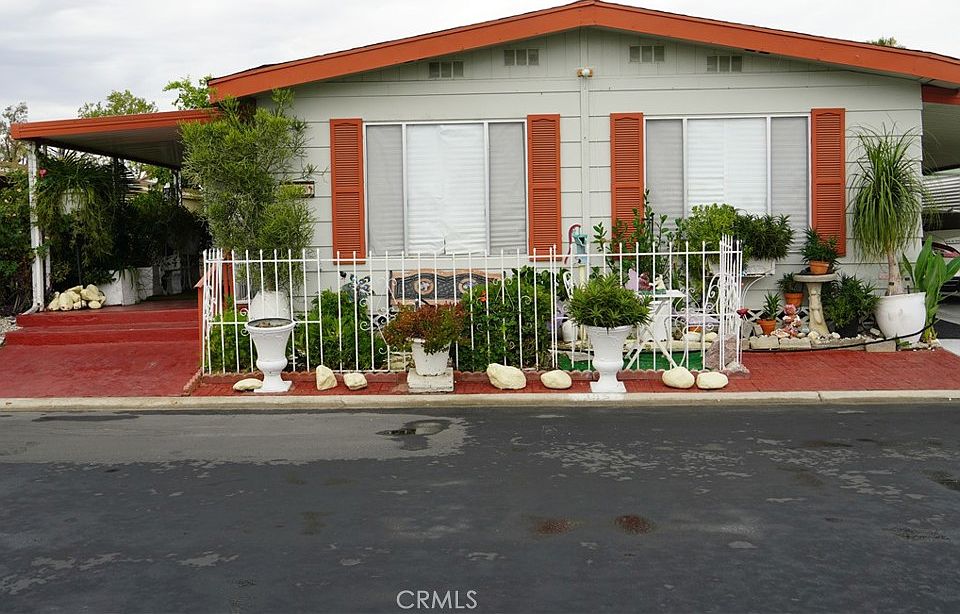 1st image of 601 N Kirby St Space 385