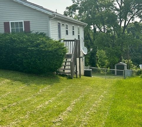 2nd image of 501 6th Ave