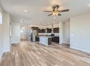 11106 Paradise Ln, Firestone, CO 80504