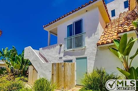 3rd image of 4840 Coronado Ave