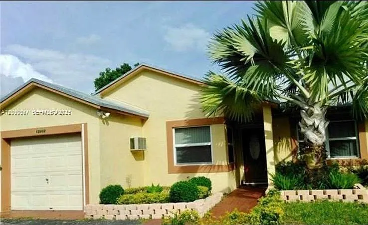 13413 SW 116th Ct — Photo 1