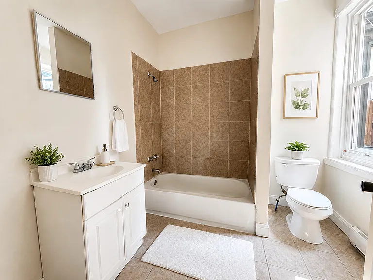 3820 N 18th St #2 — Photo 17