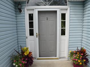 3 Colonial Sq, Middletown, NJ 07748