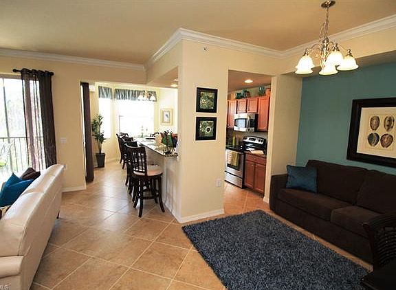 3rd image of 9719 Acqua Ct Unit 222