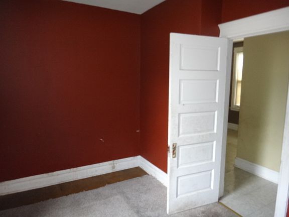 3rd image of 1241 S Wenonah Ave