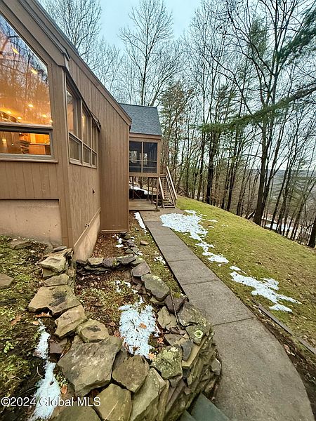 3rd image of 18 Brigham Road