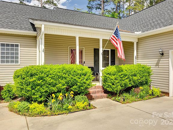 2nd image of 2334 Keswick Ln