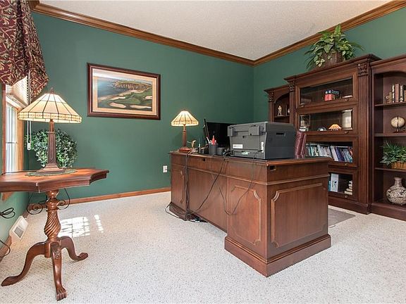 5th image of 26 Golden Pheasant Dr