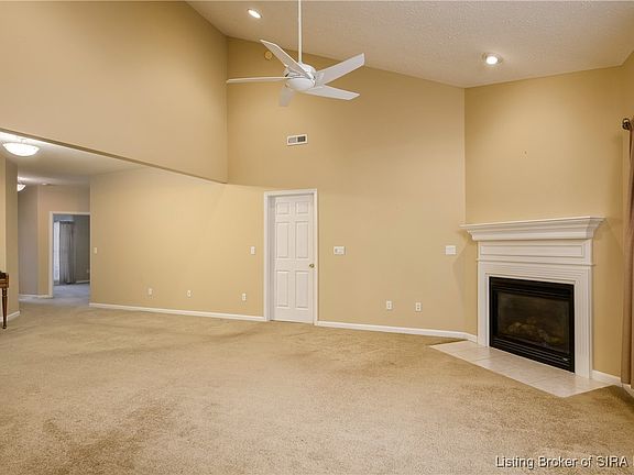 4th image of 2102 Pickwick Drive