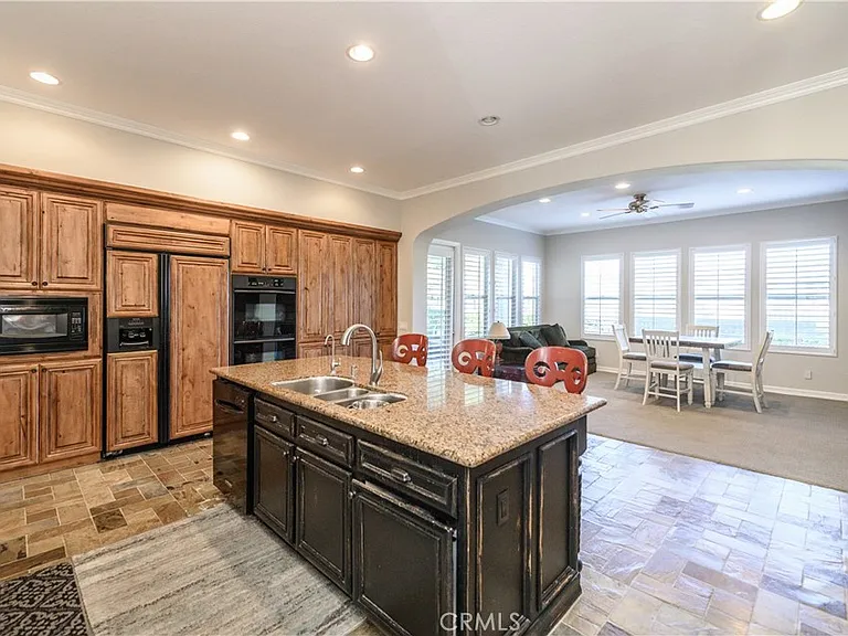 16 Pegasus Dr — Photo 9
