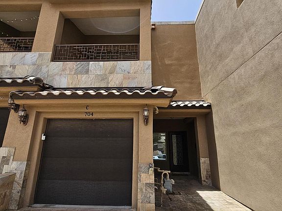 3rd image of 704 Espada Dr #C