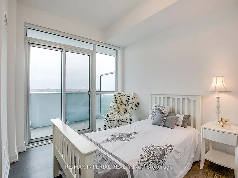 65 Speers Rd #711 — Photo 20