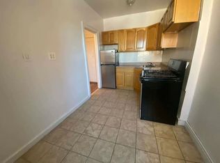 28-43 35th St #G6, Astoria, NY 11103