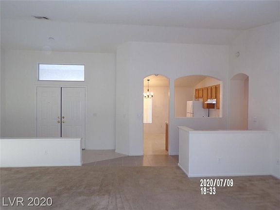 4th image of 1332 Deer Horn Ln
