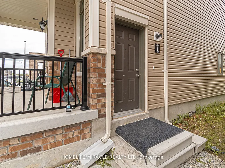 35 Bannister Rd — Photo 9