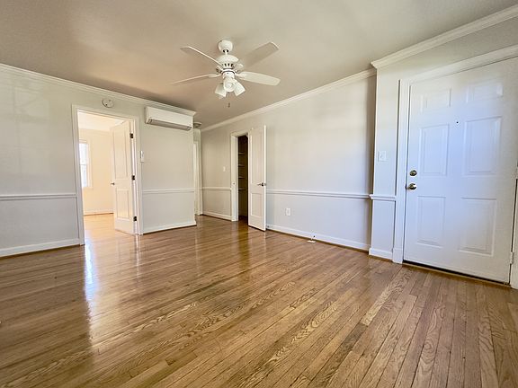 2nd image of 918 Green St #1